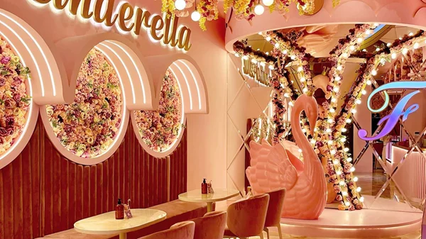 Το νέο "Fairytale" είναι η πιο παραμυθένια άφιξη στου Ψυρρή