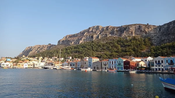 8ο Διεθνές Φεστιβάλ Ντοκιμαντέρ Καστελλόριζου