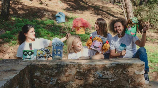 Ο Μικρός Νότος φέρνει την θρυλική "Ντενεκεδούπολη" στο Ίδρυμα "Μιχάλης Κακογιάννης"