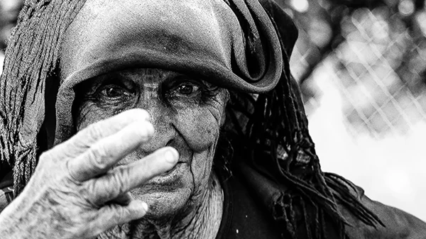 Hommage στα πορτραίτα στη νέα φωτογραφική έκθεση της Blank Wall Gallery