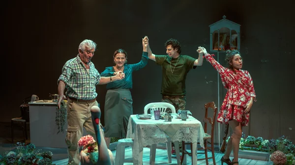 "Ο ελέφας": Συνεχίζει την επιτυχημένη πορεία του στο Σύγχρονο Θέατρο