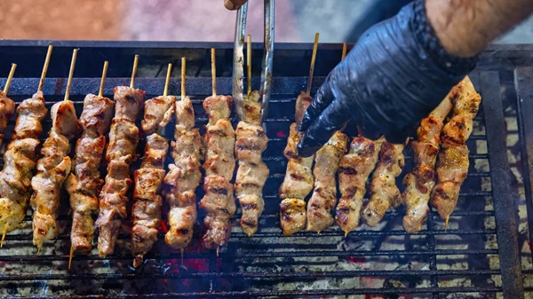 Δωρεάν Tσικνοπέμπτη στη Βαρβάκειο