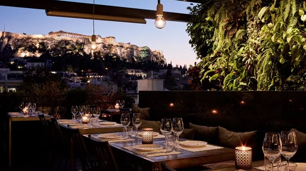 Αφιέρωμα: Πού θα απολαύσoυμε το αυγουστιάτικο φεγγάρι