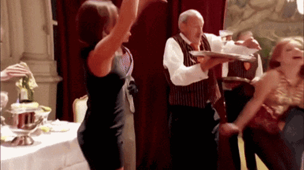 H Γροιλανδία, οι Μπέκαμ και άλλες ειδήσεις που άνετα θα μπορούσαν να γίνουν σειρές ή ταινίες