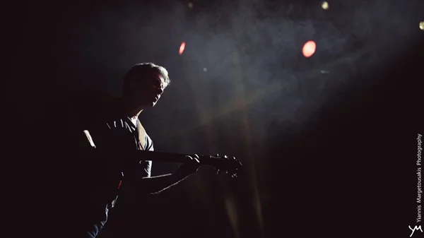 Ο Σωκράτης Mάλαμας δίνει το πρώτο του καλοκαιρινό ραντεβού στο Κατράκειο