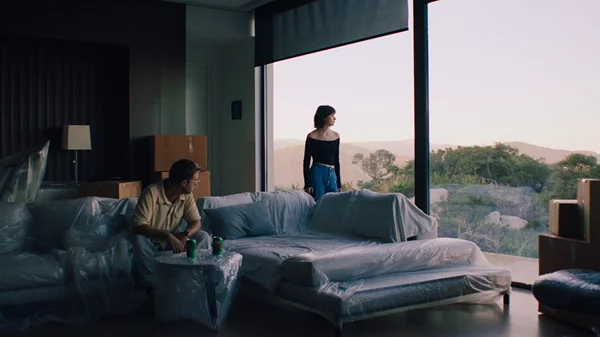 Δείτε το τρέιλερ της "Riviera" του Ορφέα Περετζή