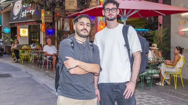 BeLokal: Πώς μία ομάδα Gen Z-ers έγιναν διάσημοι δημιουργώντας τον πιο fun ελληνικό ταξιδιωτικό οδηγό