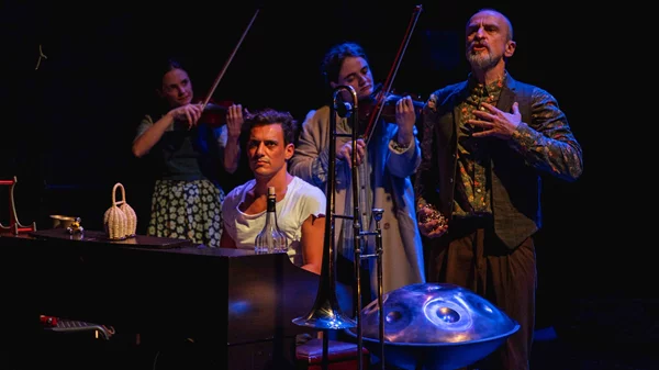 Η κόρη του λοχαγού