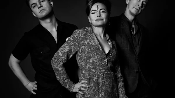 Oι πληθωρικοί ροκαμπιλάδες Hillbilly Moon Explosion οργώνουν την Ελλάδα