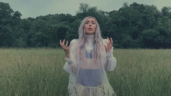 10 διεθνείς δίσκοι για το 2021