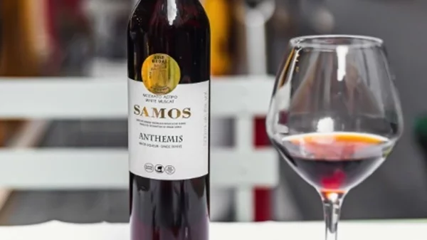 Samos Anthemis: Ο Καλύτερος Επιδόρπιος Οίνος του 2025