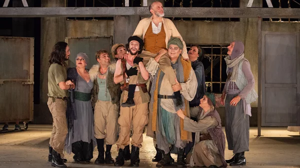 Ο "Πλούτος" του Αριστοφάνη έρχεται στην Επίδαυρο μέσα από τη ματιά του Γιάννη Κακλέα