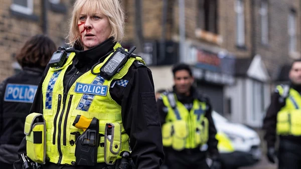 Οι σειρές της Cosmote TV που κάνουν ποδαρικό στο 2023