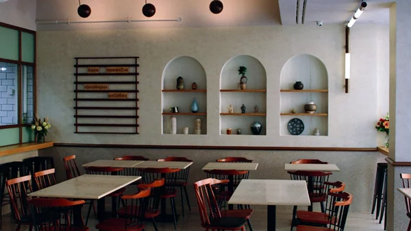 Κριτική: Δέκα τραπέζια - Θεσσαλονίκη