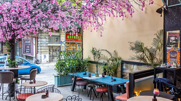 Μαθαίνουμε… ιταλικά με το Lurisia: Aperitivo στο "Burratino"