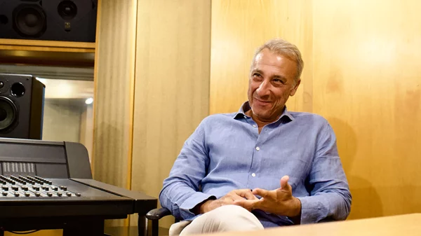 Μίνως Μάτσας: "Τα ρεμπέτικα είναι στο κύτταρό μου"