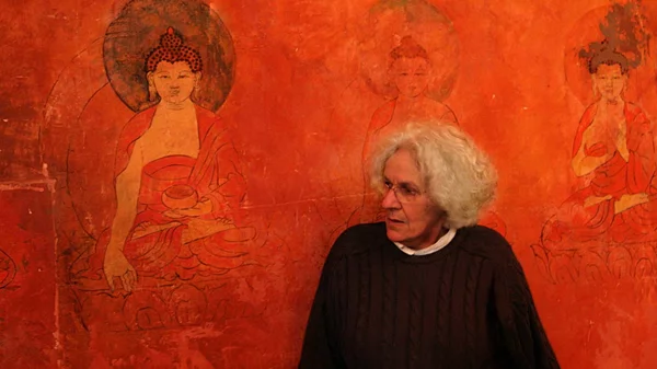 Το θέατρο της Αριάν Μνουσκίν: εκεί όπου το πολιτικό συναντάει την ποίηση