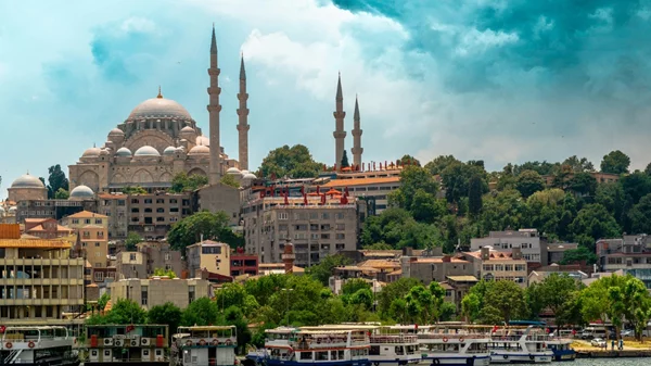 Κωνσταντινούπολη: 25η Μαρτίου στην "Πόλη των Πόλεων" παρέα με το Signature Travel