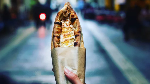 Tasty Awards '23. Πού πάμε για το καλύτερο street food της Αθήνας;