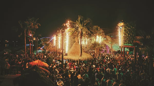 Ξέφρενο Σαββατοκύριακο στο Bolivar