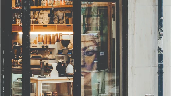 "A tot": Coffee shop τσέπης για απόλαυση μεγατόνων