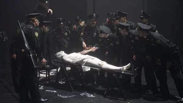 "Bros, όπως Αδερφοί" η νέα παράσταση του Καστελούτσι έρχεται στη Στέγη