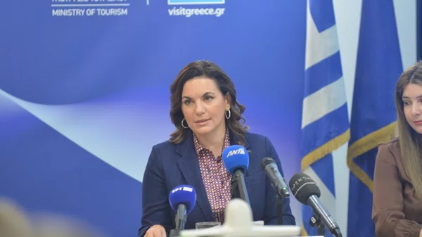 Η Υπ. Τουρισμού Όλγα Κεφαλογιάννη παρουσίασε το σχέδιο δράσης για την ανάπτυξη του ελληνικού Τουρισμού