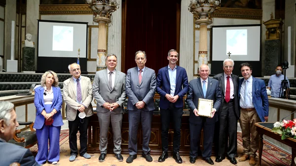 Μνημόνιο συνεργασίας για την ανάδειξη του αρχαιολογικού χώρου της ακαδημίας Πλάτωνος και τη λειτουργία του Διεθνούς Κοινού των Ακαδημιών