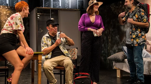 Το Από Μηχανής Θέατρο υποδέχεται τη νέα χρονιά με προσφορά για τους θεατρόφιλους