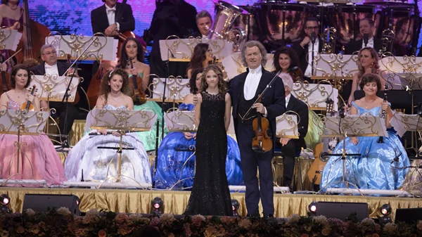 Ο "βασιλιάς του βαλς" André Rieu επιστρέφει στην Αθήνα