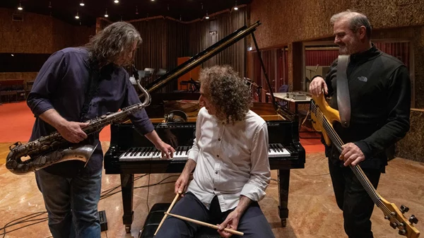 "Colorblind": Οι Human Touch παρουσιάζουν το νέο τους άλμπουμ στον "Παρνασσό"