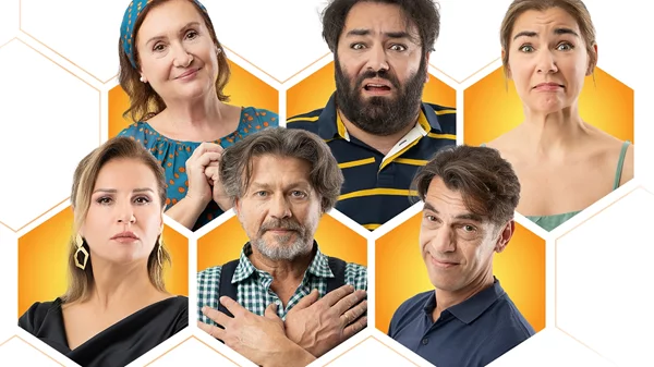 "Άκρως συμπαντικό": Συνεχίζεται η πολυβραβευμένη μαύρη κωμωδία της Σάρλοτ Τζόουνς στο Σύγχρονο Θέατρο