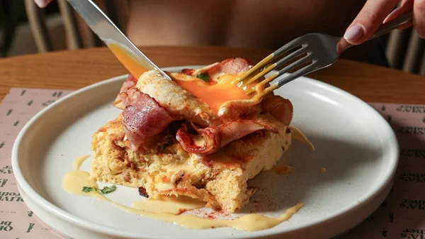 Γιατί σχηματίζονται ουρές στο Olivia’s Brother του Χολαργού;