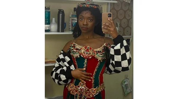 Έμιλι Κουάτσου: Η πρώτη έγχρωμη "Κριστίν" στο "Φάντασμα της Όπερας" γράφει ιστορία στο Μπρόντγουεϊ