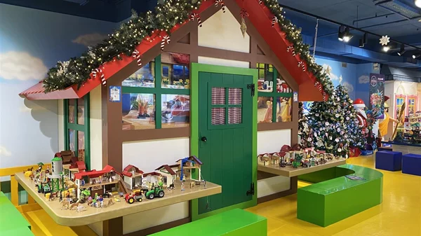Χριστούγεννα στο PLAYMOBIL FunPark!