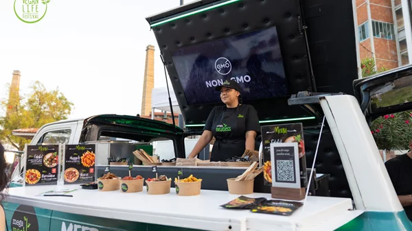 Τα mega meatless, χρυσός χορηγός του Vegan Life Festival