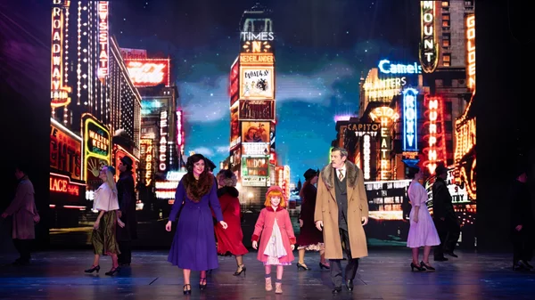 Το μιούζικαλ-φαινόμενο "Annie" έρχεται στο Θέατρο Παλλάς με την υπογραφή της Θέμιδας Μαρσέλλου