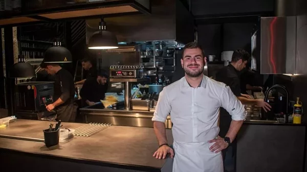 Upon: Ανατρεπτικά 6 hands dinners από τον Γρηγόρη Κίκη