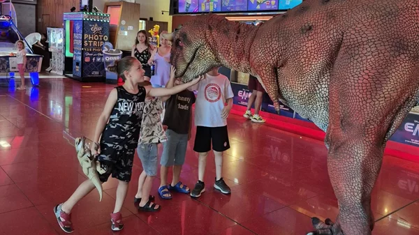 Jurassic Park στα Options Cinemas: Όταν οι Δεινόσαυροι Κάνουν Την Εμφάνισή Τους για Μια Προϊστορική Εμπειρία!