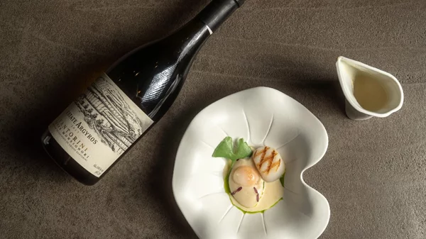 To "The Zillers" συναντά τη Σαντορίνη Monsignori του Κτήματος Αργυρού