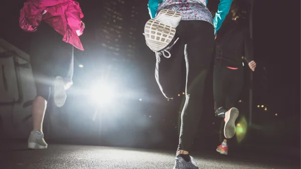 Nea Smyrni Night Run: Τρέχουμε στον 1ο Νυχτερινό Αγώνα Δρόμου Νέας Σμύρνης