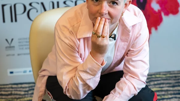 Μόλι Μάνινγκ Γουόκερ: "Όλοι μας μάθαμε να κάνουμε σεξ με προβληματικό τρόπο"