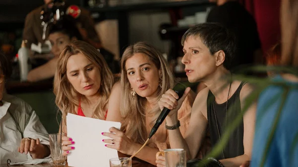 Πρώτη γνωριμία με το Πανελλήνιο Σωματείο Ελλήνων Τραγουδιστών