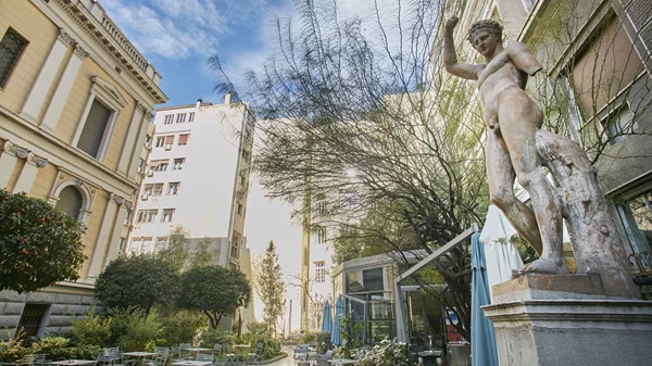 Αναψυκτήρια σε 75 αρχαιολογικούς χώρους ενισχύουν την οικονομία των εμπειριών