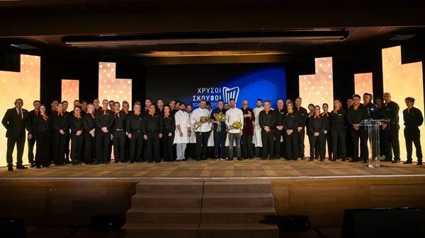 Χρυσοί Σκούφοι 2024: Η εντυπωσιακή τελετή απονομής μιας νέας εποχής