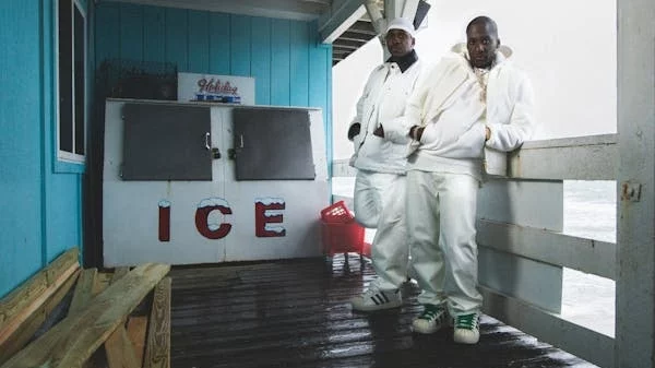 Η συνεργασία της adidas με τον Pharrell Williams συνεχίζεται με το νέο Superstar 92