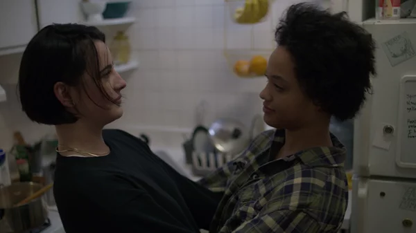 Ρομάντζο και millennials:  3 σειρές για τον σύγχρονο, χαοτικό, αναπόφευκτο έρωτα