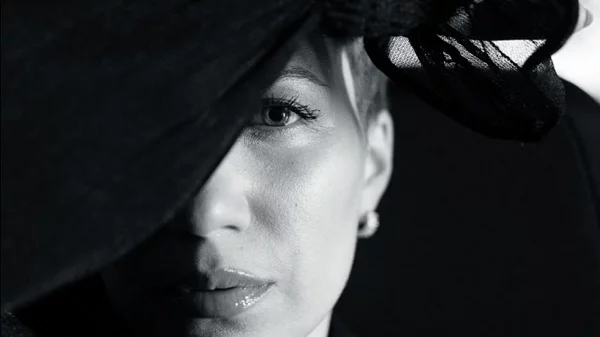 H Πέννυ Μπαλτατζή δίνει ραντεβού τις Τετάρτες στο Caja de Musica