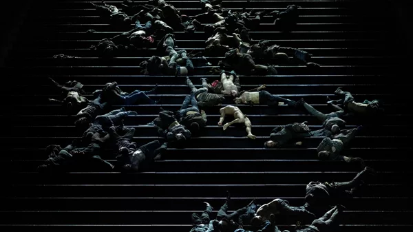 "Ρέκβιεμ για το τέλος του έρωτα": Ένα καθηλωτικό συλλογικό έργο τέχνης