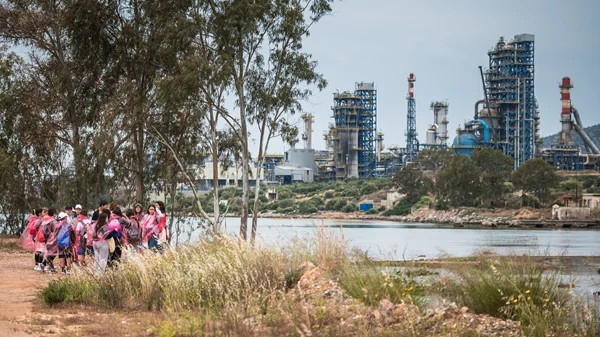 Παρουσίαση αποτελεσμάτων του Μαθητικού Συνεδρίου "Μετάβαση σε ένα κλιματικά ουδέτερο μέλλον" για την Ελευσίνα